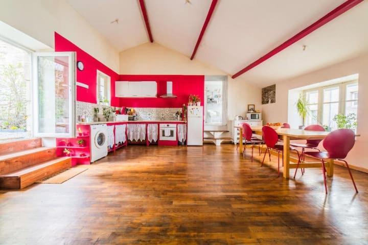 Appartement Rouge Avec Jardin Eymoutiers  Exterior foto